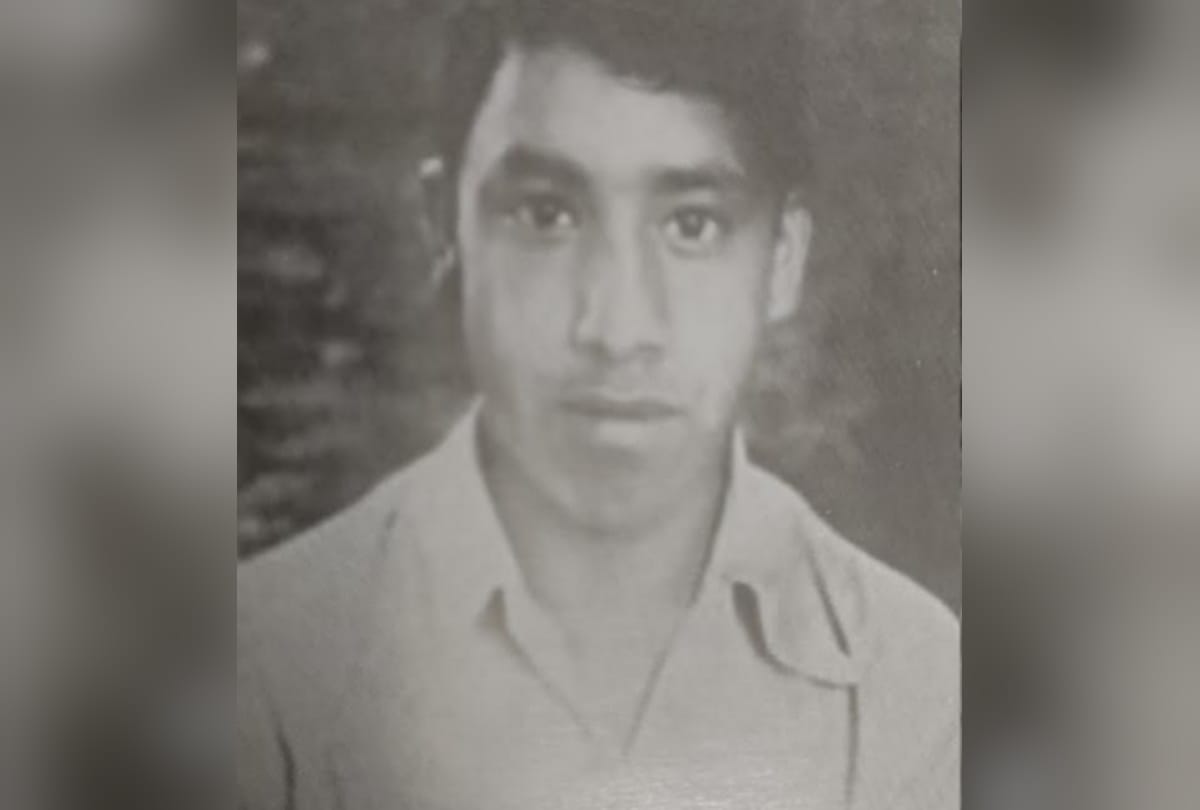 CM yogi adityanath 25 childhood to youth photos from Gorakhpur