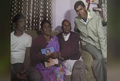 CM yogi Adityanath Mother and father special story in Gorakhnath temple