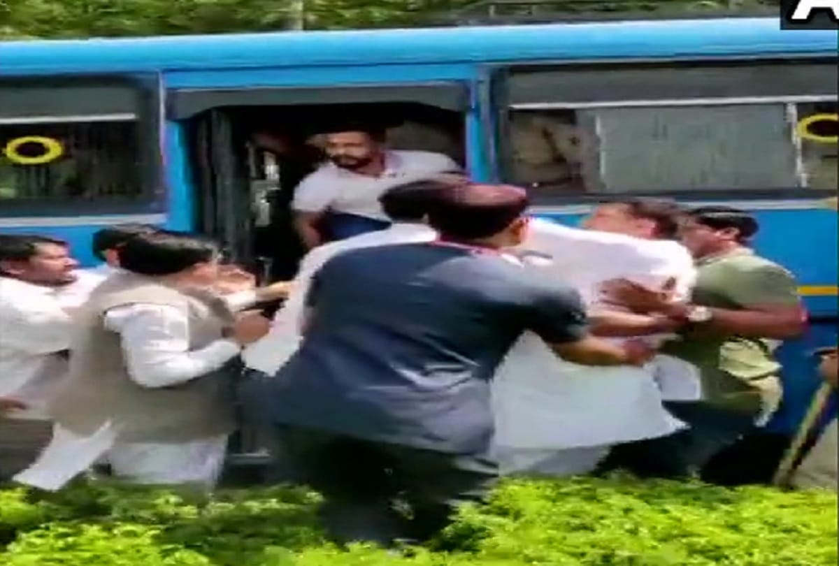 Congress leader Jitu Patwari was taken into preventive custody by Bengaluru police