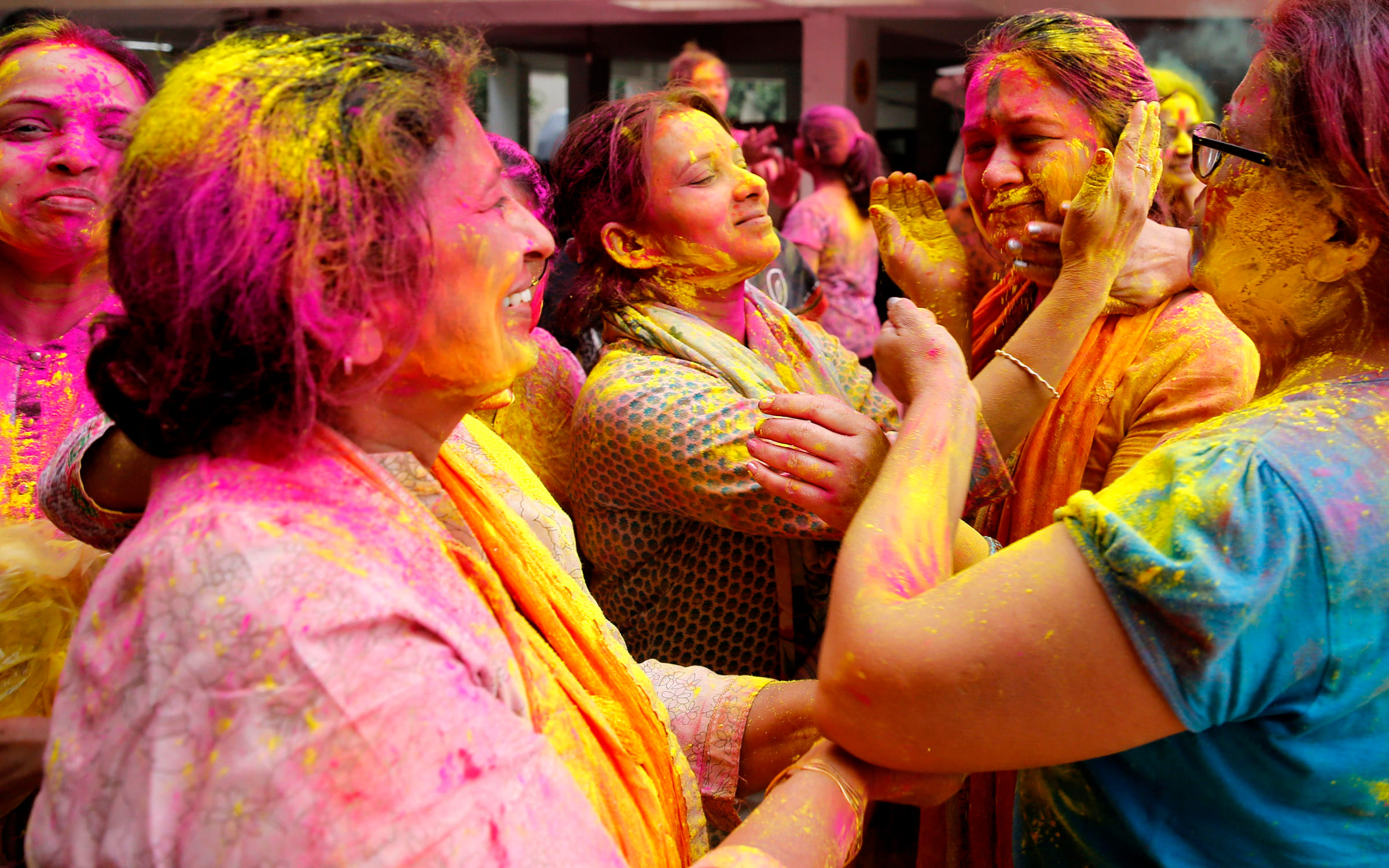 Holi 2021 play holi with natural colures to please these planets