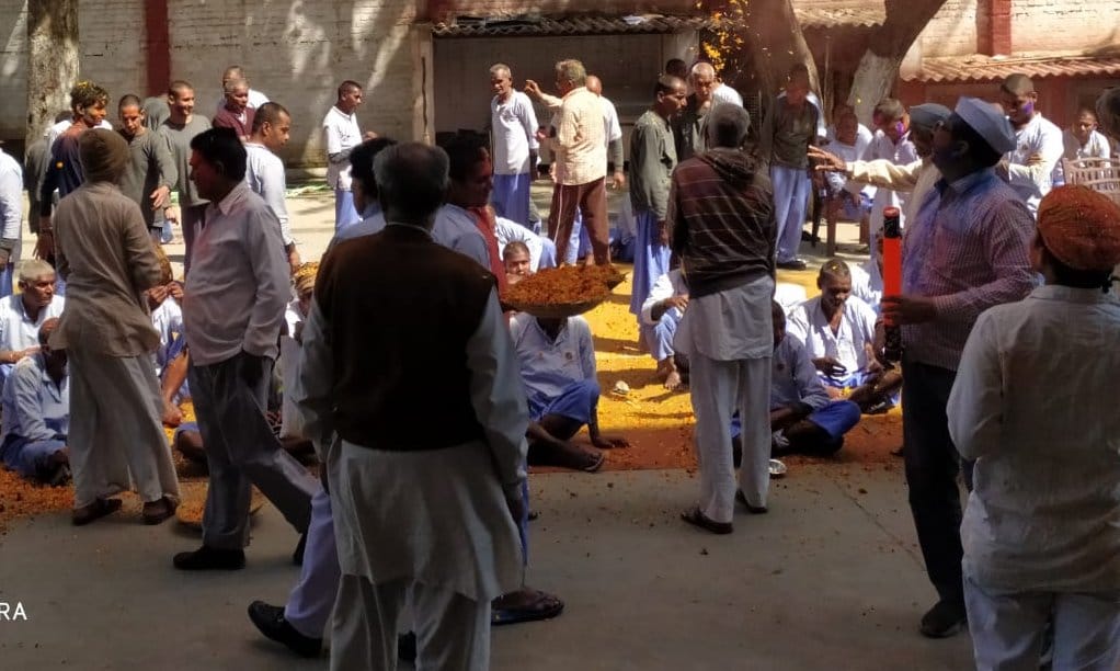 Poetry lessons, songs of Holi tied