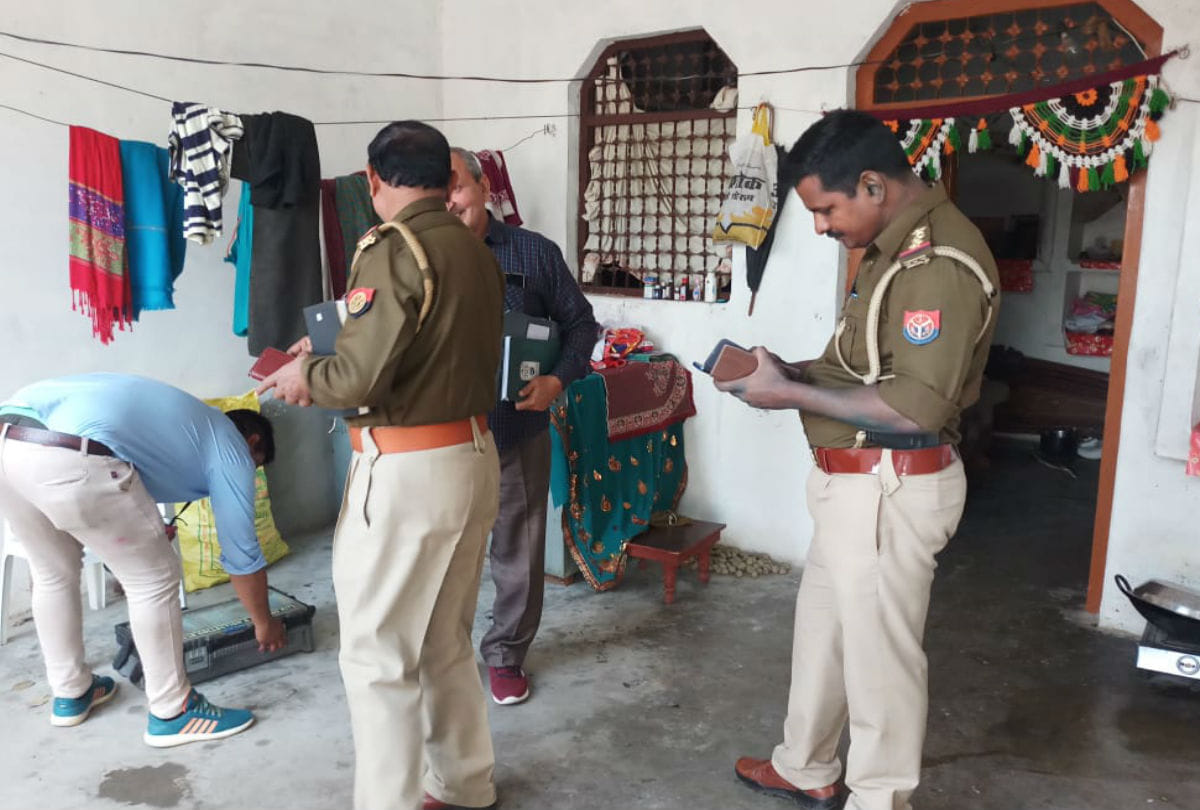 Wife Brutally Murdered By Husband In Jasrana Police Station Crime News