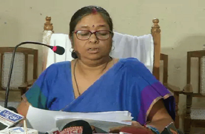 Extension of three months service to UP board secretary
