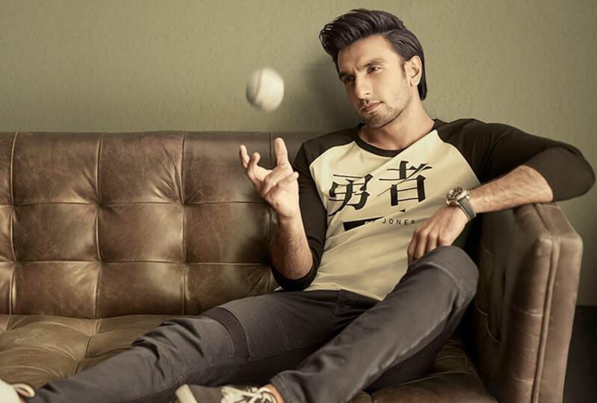 Ranveer Singh Mercedes Car was damaged After Bike Brushes