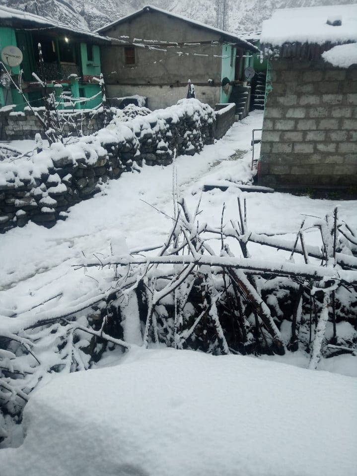 uttarakhand weather today: rain and fresh snowfall in char dham
