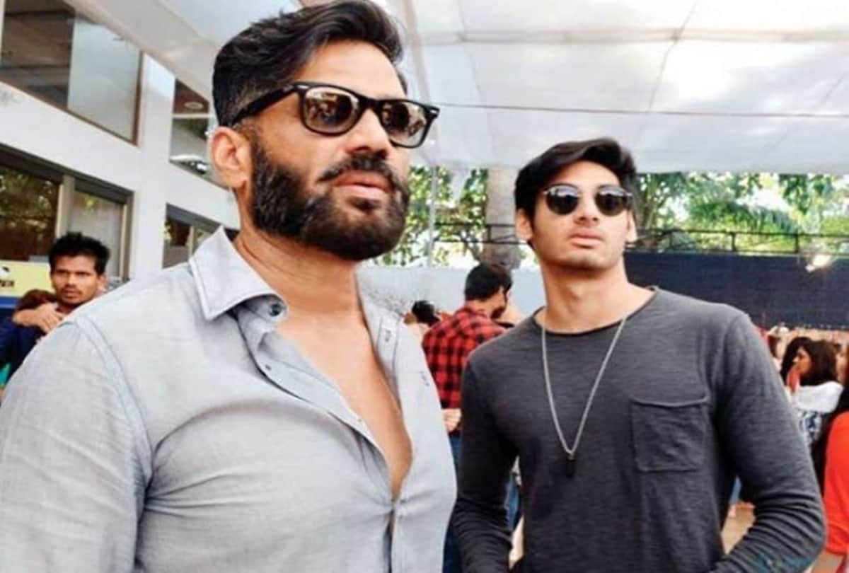 Bollywood Father Son duo Shah Rukh Aryan Akshay Aarav Saif Ibrahim Suniel Ahan Govinda Yashvardhan