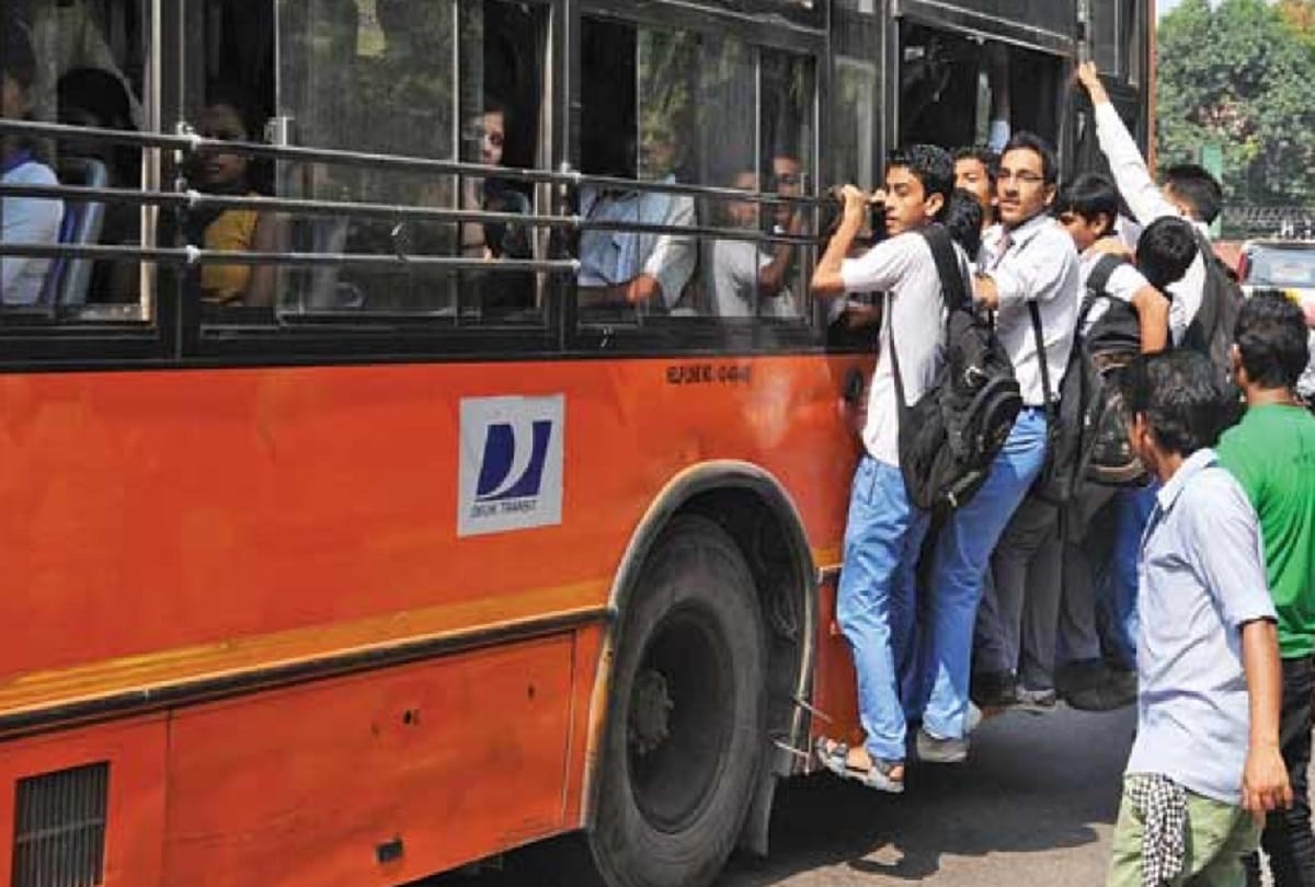 Daily passes are not valid in cluster buses of delhi so passenger upset