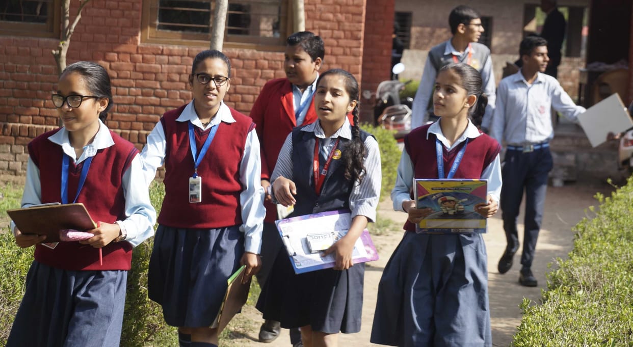 41 cheeter caught in 10th English subject examination