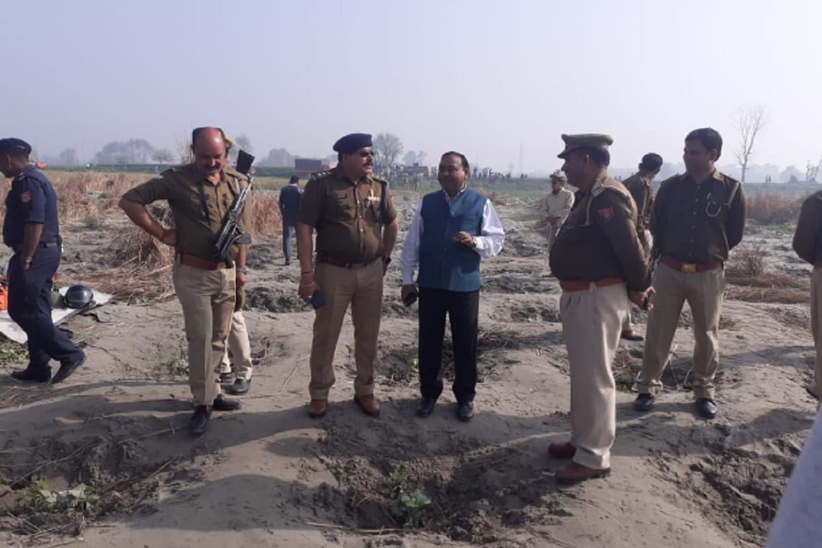 Boat accident in Baghpat district of Uttar Pradesh and death of a girl and two missing