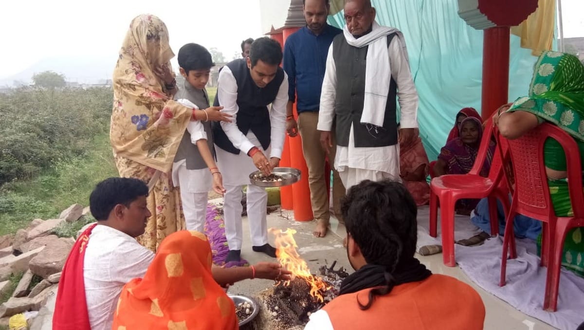 Defnce minister rajnath singh son bjp mla pankaj singh in chakia chandauli