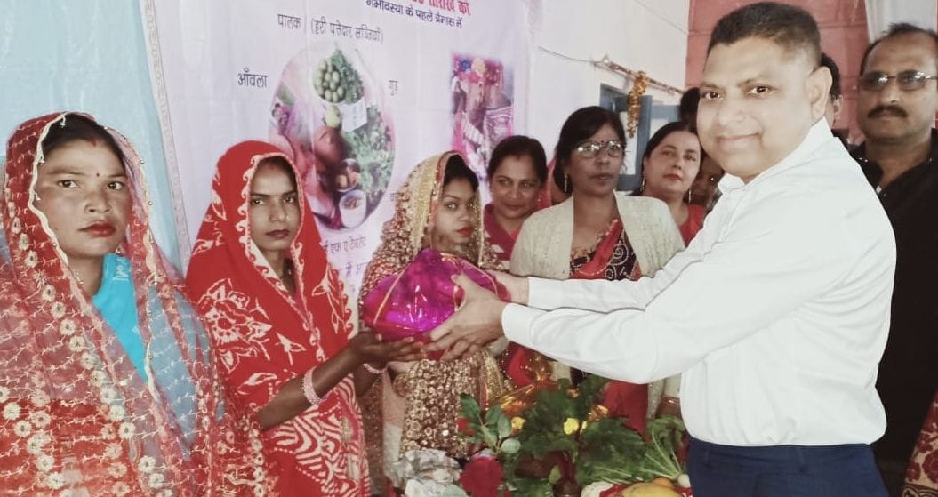 Legislator got pregnant women showered
