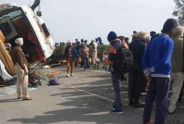 Tourist Bus Accident at Gurdaspur