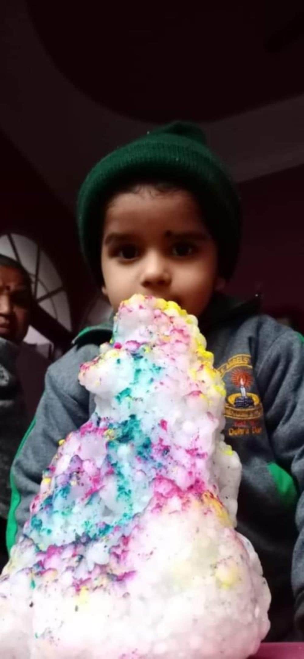 heavy hail storm in dehradun, kids make snow man