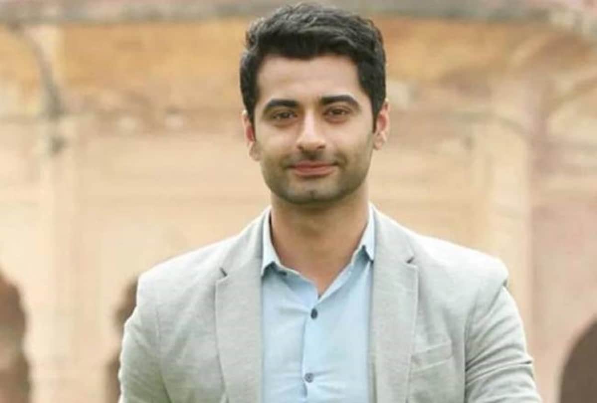 Television Actor Harshad Arora Dating his Onscreen Mother Aparna Kumar From The Serial Mayavi Maling