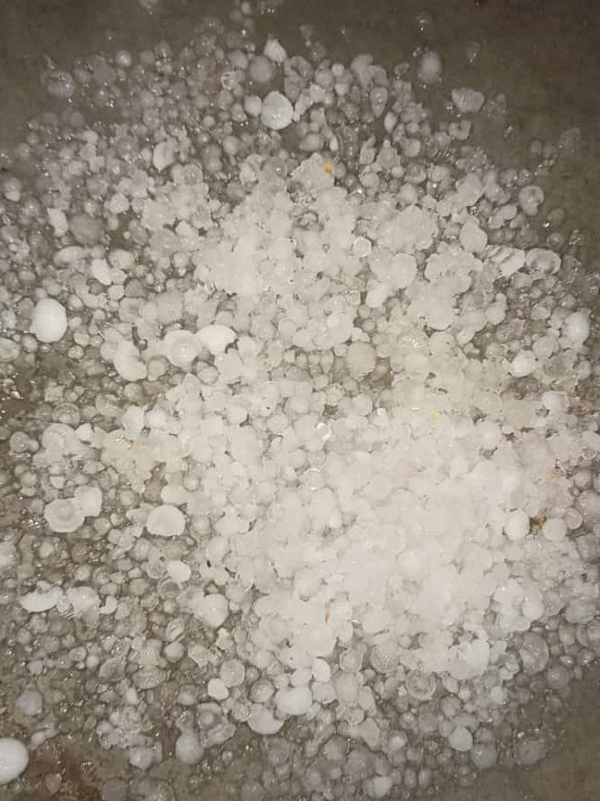 Heavy rains with strong winds, hail in Bajpur