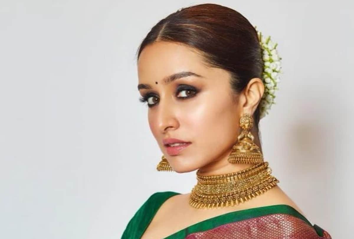 kareena kapoor to katrina kaif these jewelry and makeup look every girl want to steal