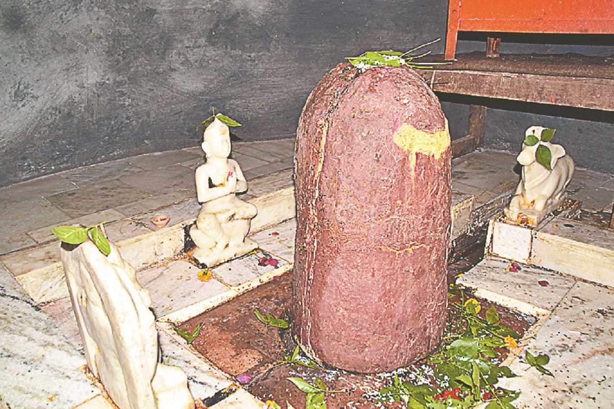 Mahabharata Circuit, There is a rare Shivling with ancient temple in Garhmukteshwar