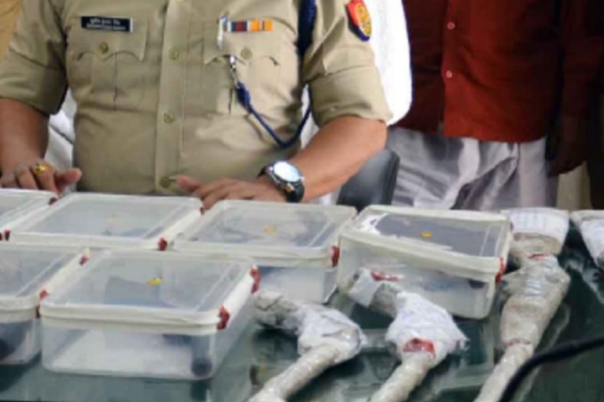Police has busted a Illegal arms factory in Khatauli of Muzaffarnagar city