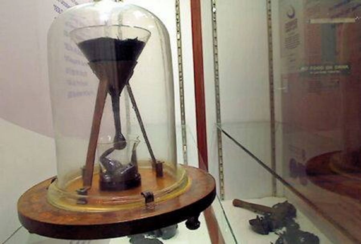 worlds longest experiment Pitch drop who continuously running from 93 years