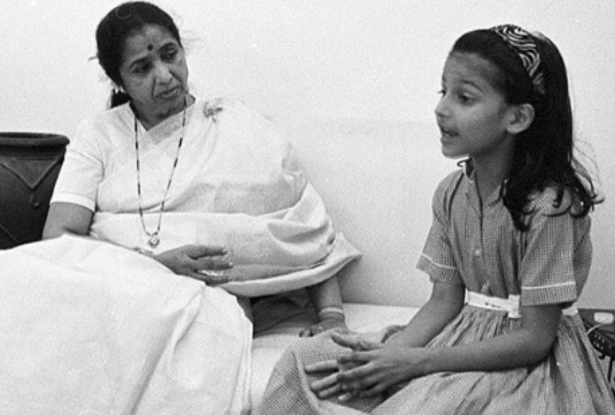 sonam kapoor share throwback picture on instagram also these celebrities