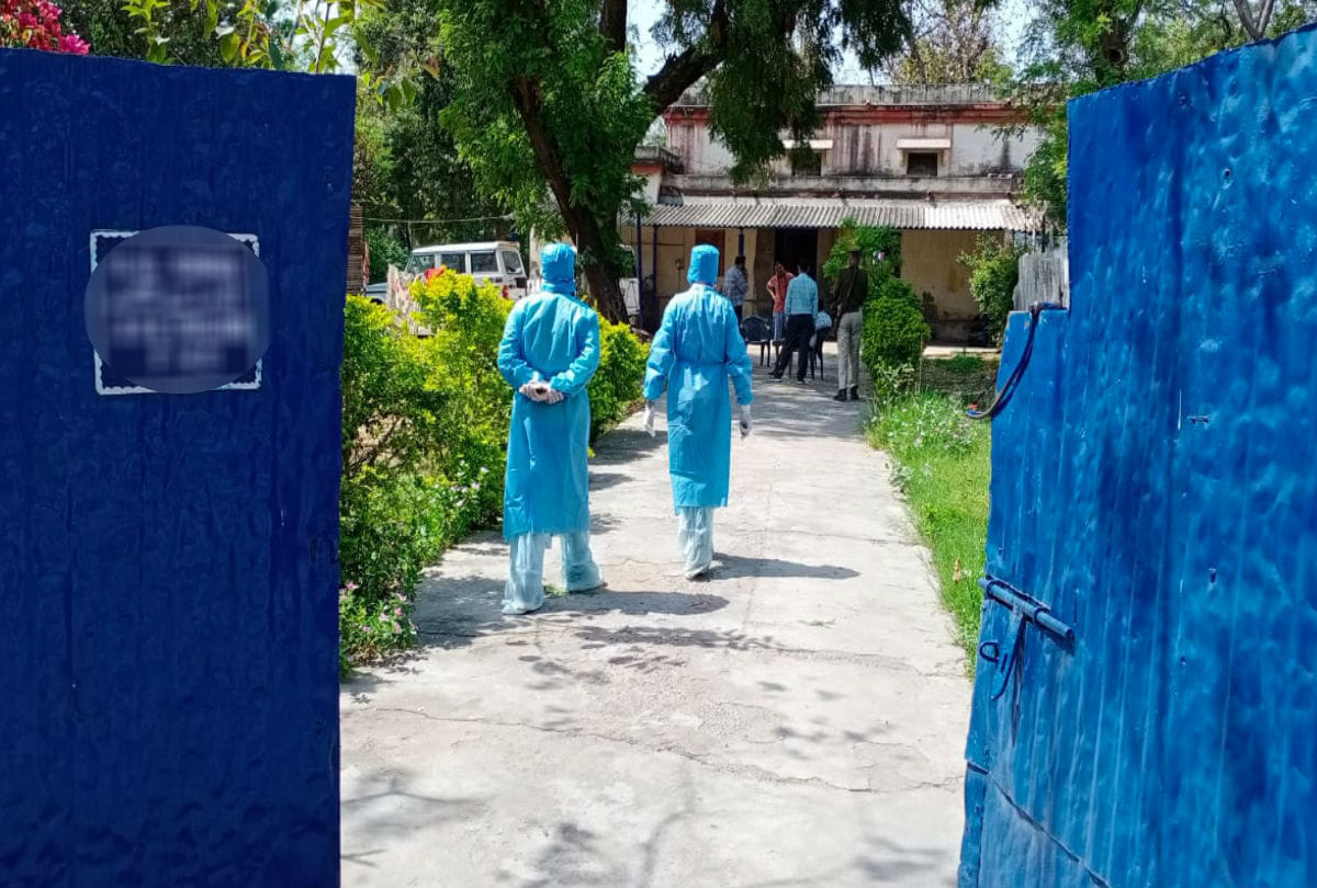 dm agra issued strict order for surveillance prevention and treatment of Coronavirus