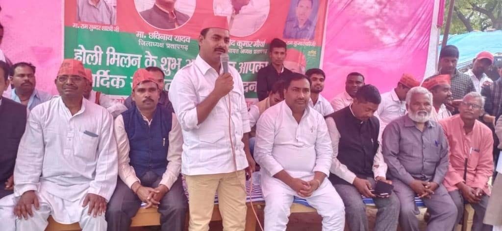 SP workers will be seen standing firmly at booth level