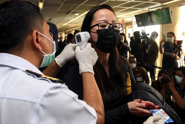 to save people from corona virus this company is hiring volunteers to test vaccine made by scientist