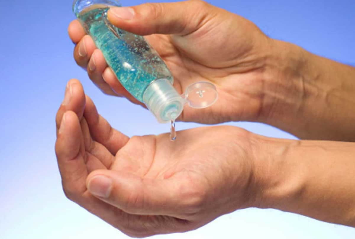 corona virus: Because of this, the anchor has not washed hands for 10 years