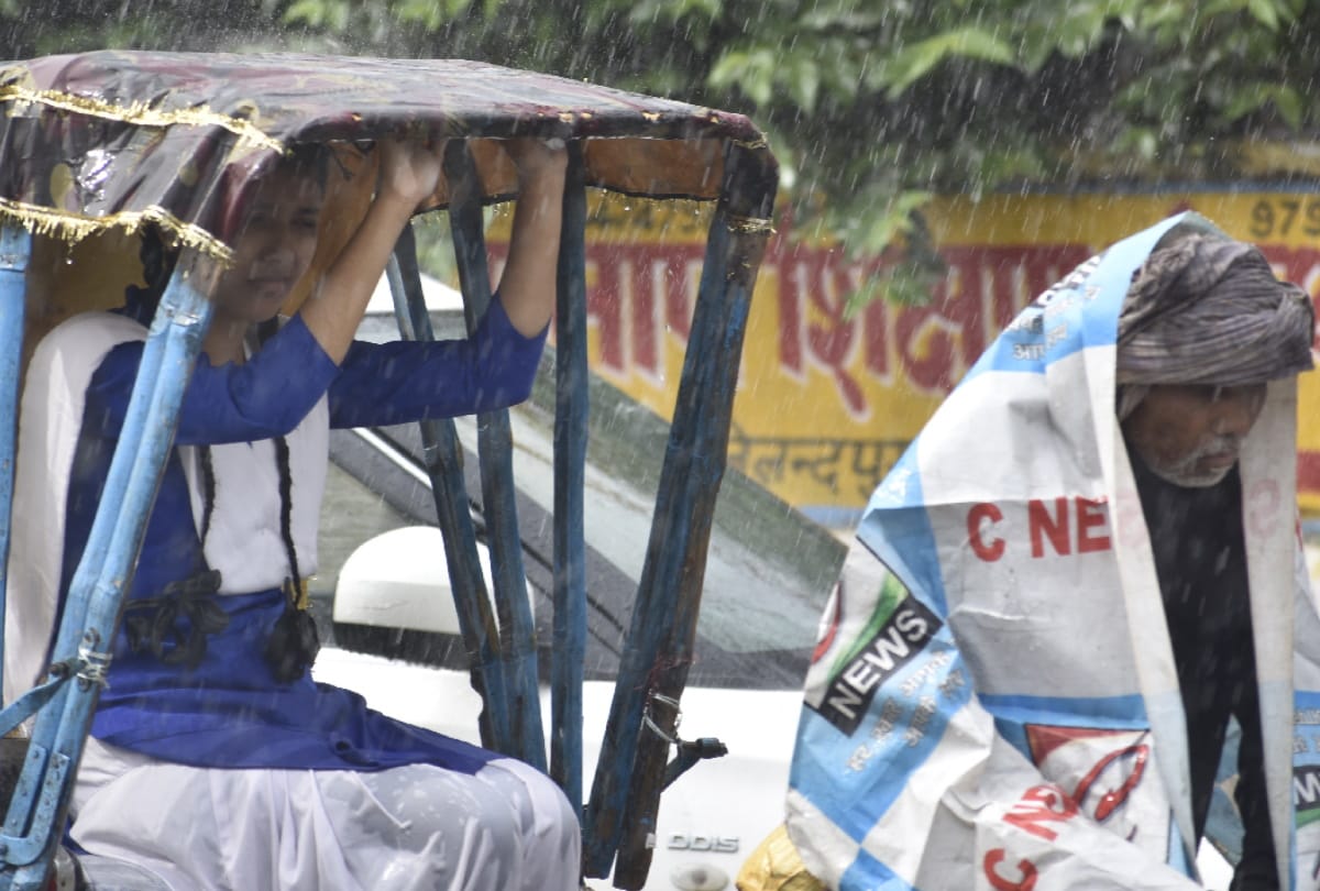farmers crop damage After Hail and rain in Gorakhpur