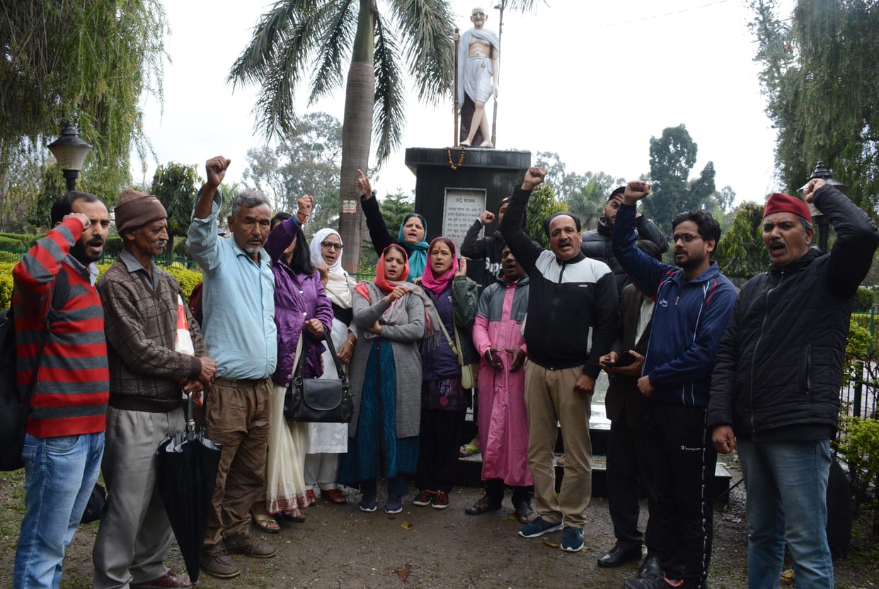 Organizations protest in Gandhi Park unitedly