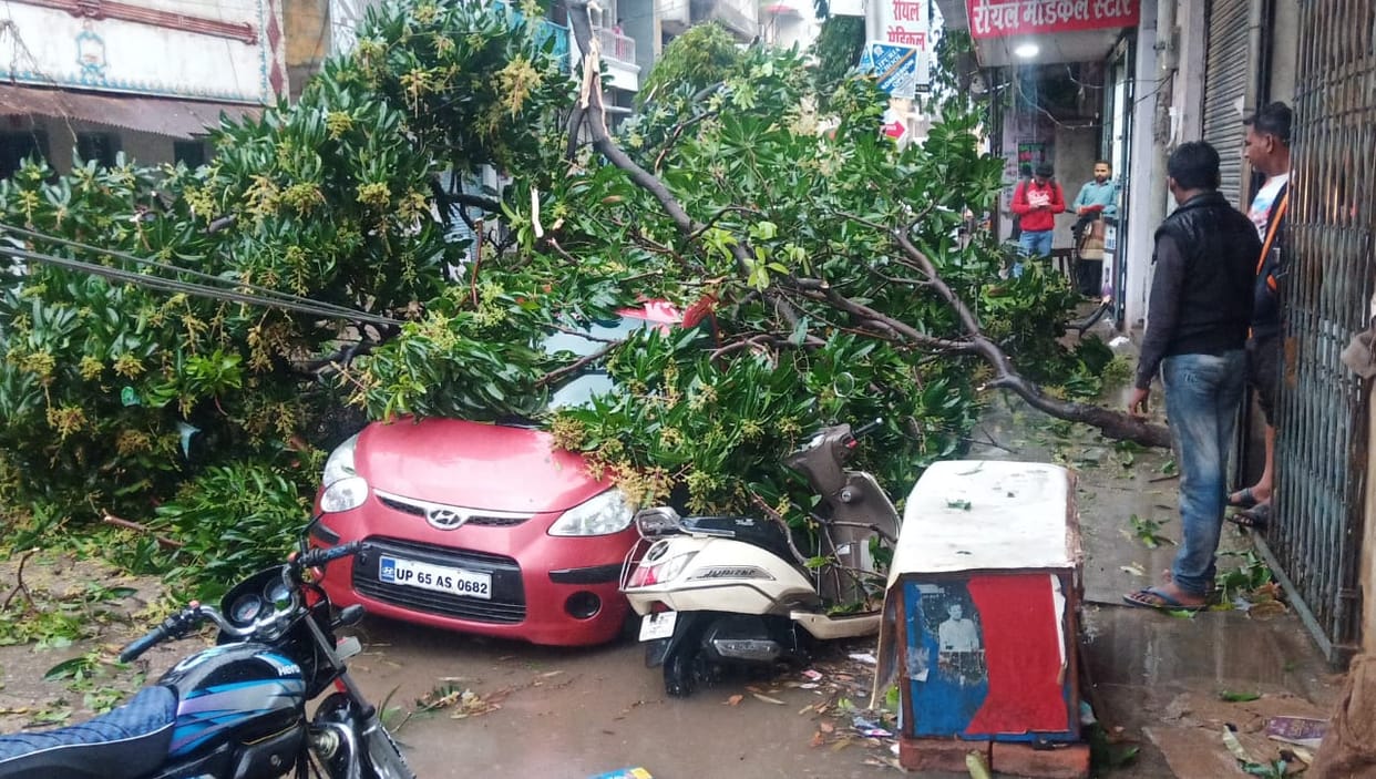 Six killed in Mirzapur due to storm and rain