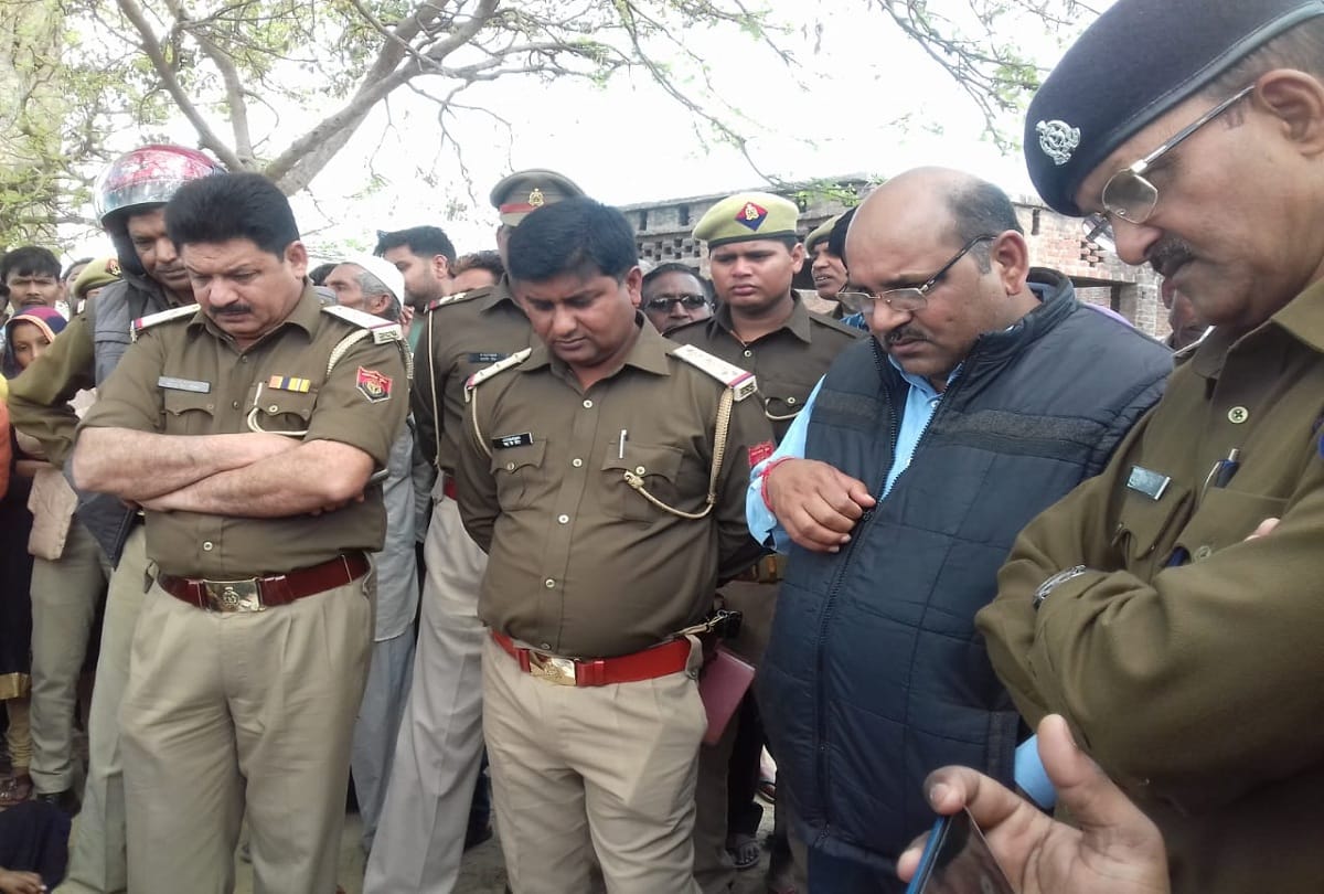 UP family accuses police officer for harassing them threatens to commit suicide