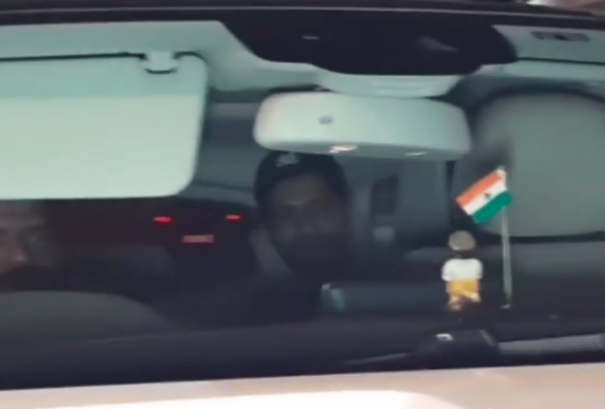 vicky kaushal and katrina kaif spotted after dinner