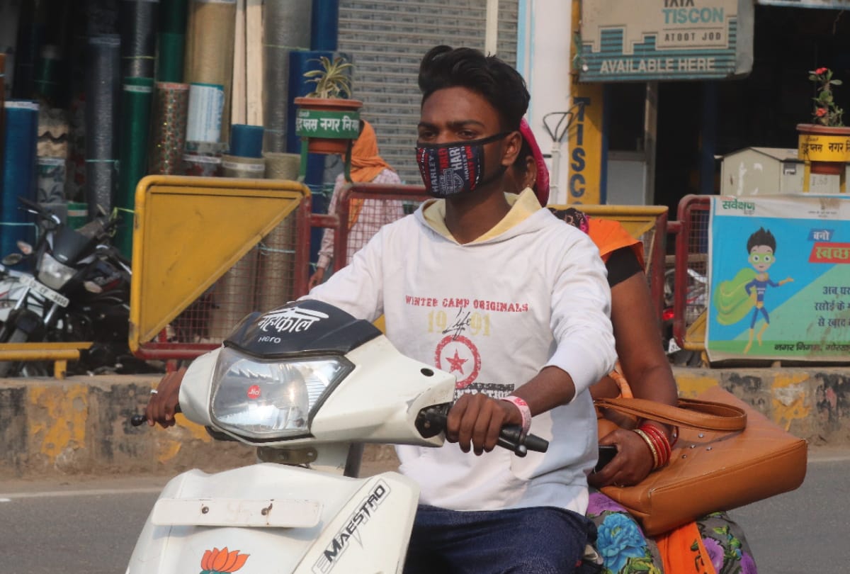 Coronavirus alert update for Use fake mask in gorakhpur