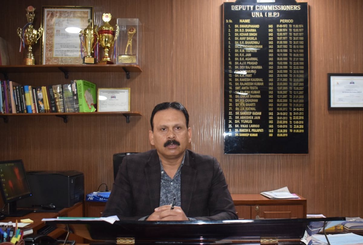 corona virus advisory by DC Una for Chaitra Navratri 2020 in chintpurni temple una Himachal Pradesh