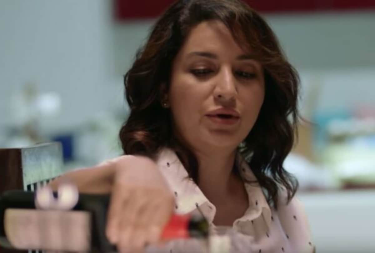 Shibani Dandekar and Divya Dutta in hotstar Hostage 2