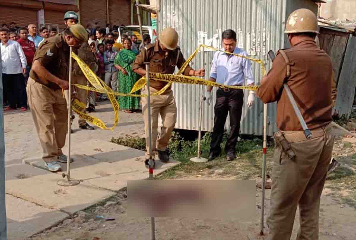 samajwadi party leader kamlesh pathak arrested after brother and sister killed in firing