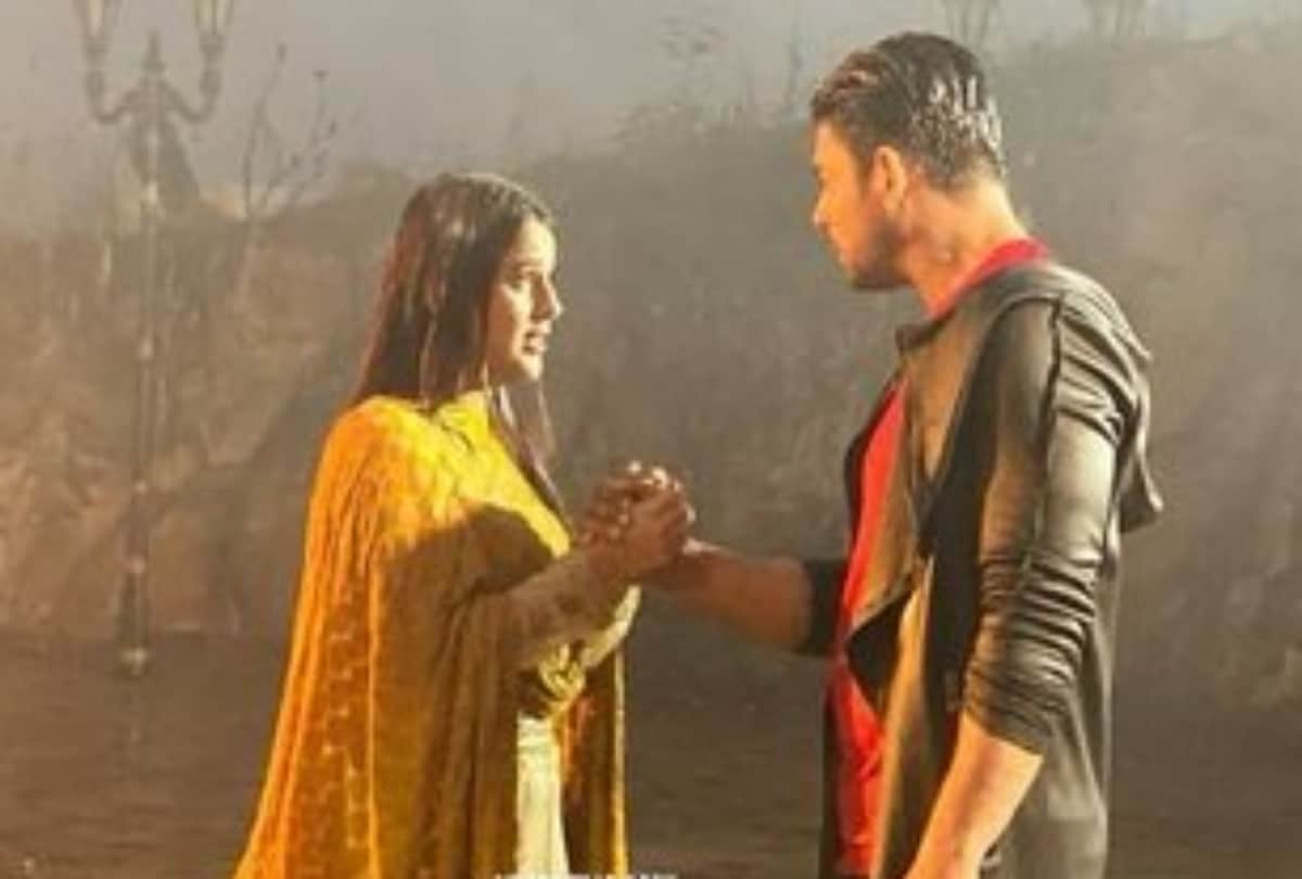 Bigg Boss 13 Winner Sidharth Shukla photos leaked from his first project