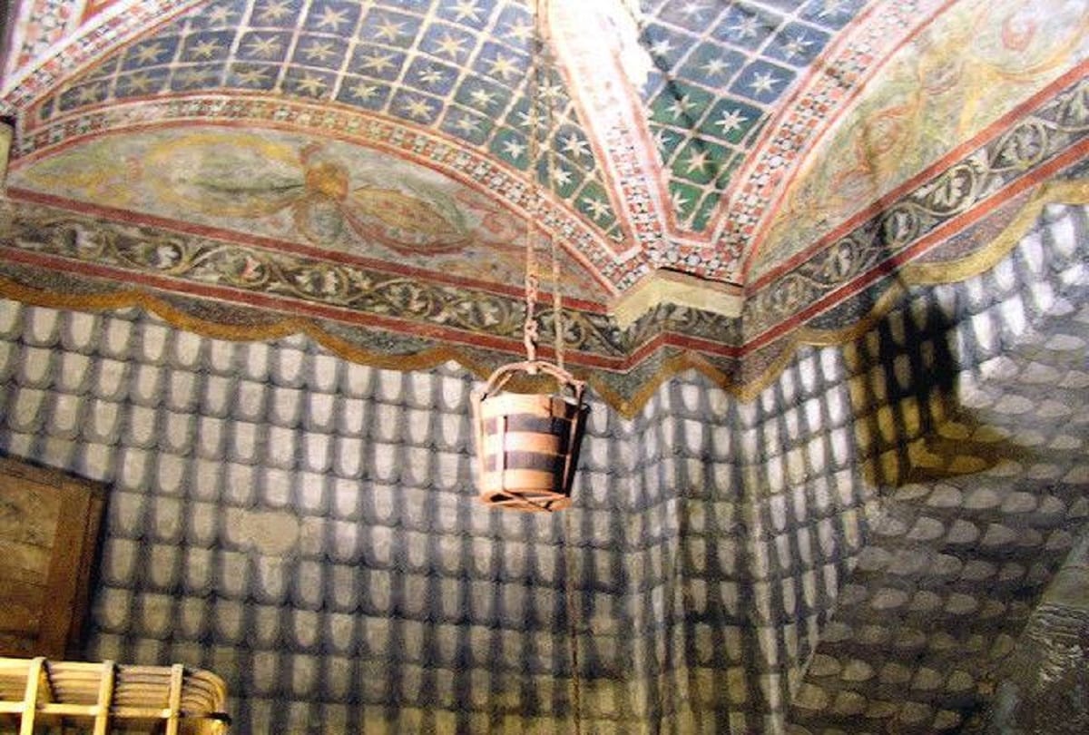 war of the bucket in italy where 2000 people killed due to a bucket