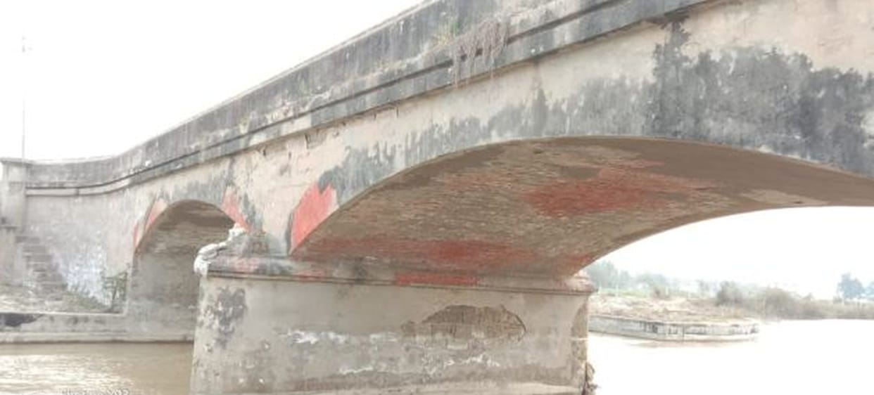 bridge in damage