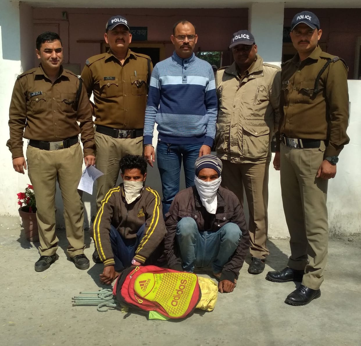 Two arrested for Theft