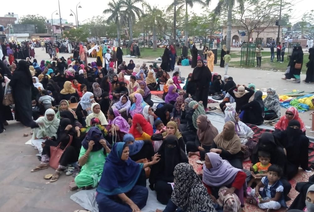 CoronaVirus Update In India: Police gives notice to ghantaghar protesters.