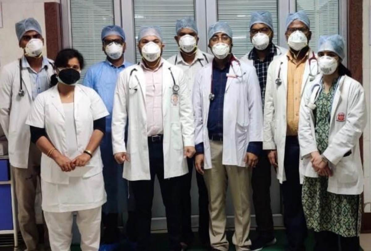 know about the doctors team doing treatment of corona