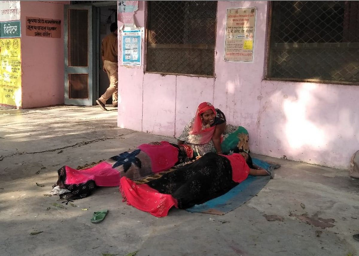 women lying on the floor after sterilization at PHC in chandauli