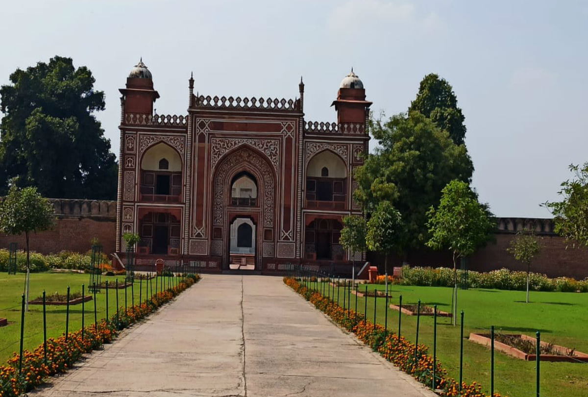 Agra Katha: Know The History Of Itmad-ud-Daula