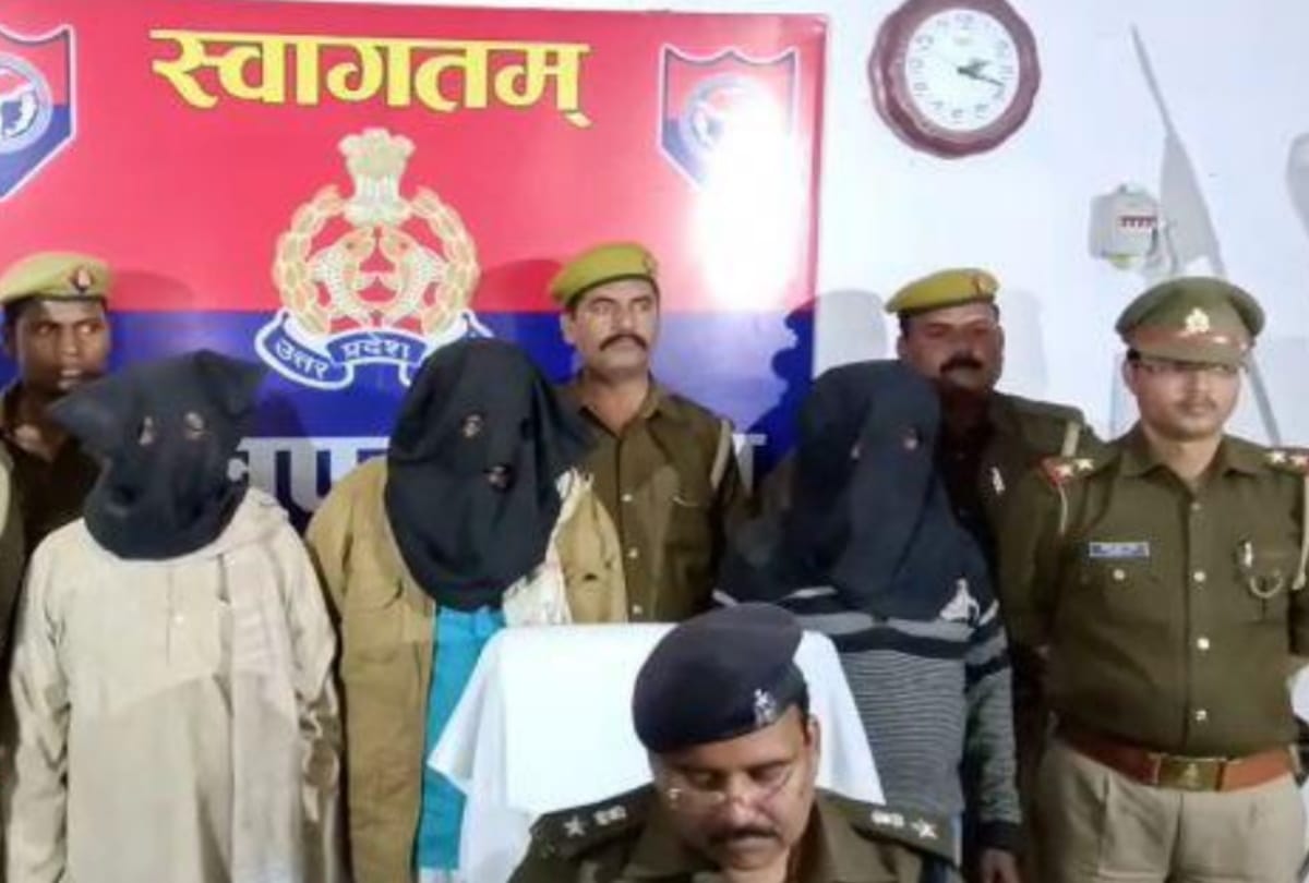police busted fake gun factory and arrested three accused in gorakhpur