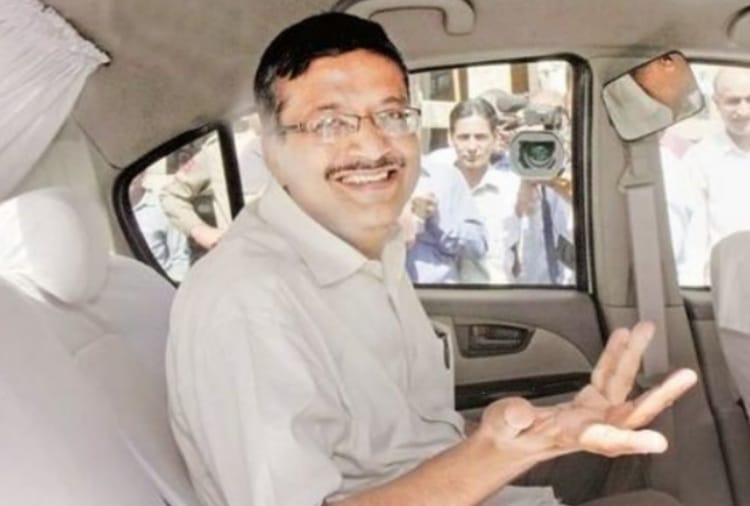 Haryana IAS Ashok Khemka Tweet on Yes Bank Crisis