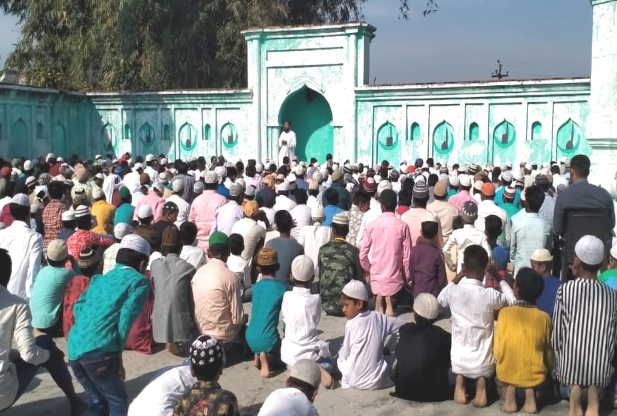 Special namaz for Coronavirus In Kushinagar