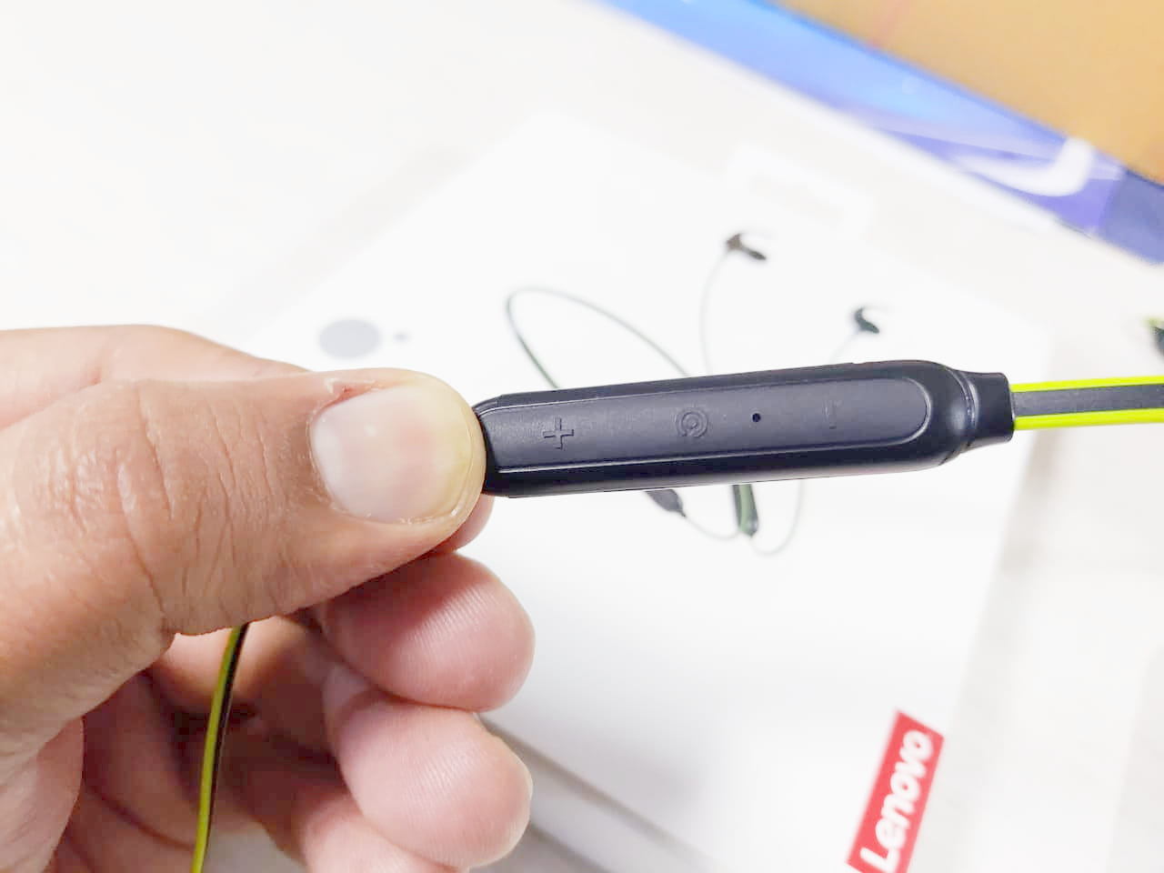 Lenovo HE18 Review