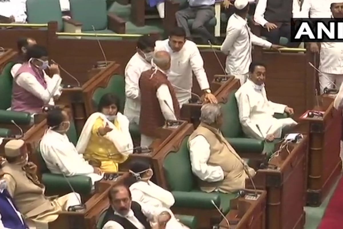 Madhya Pradesh: Supreme Court continued hearing the petition filed by BJP